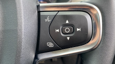 Volvo Xc40 2.0 B4P Plus Dark 5dr AWD Auto Petrol Estate